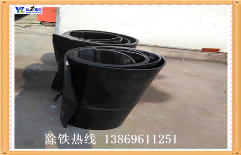 除鐵器皮帶，四川除鐵器更換皮帶如何修復(fù)_四川除鐵器更換皮帶原因及如何調(diào)_刮板價(jià)格