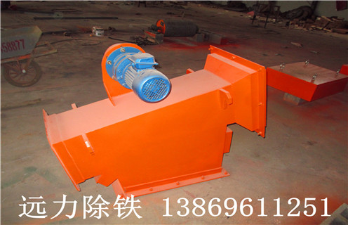 管道式永磁除鐵器，湖南管道式永磁除鐵器_遠(yuǎn)力湖南管道式永磁除鐵器應(yīng)用安裝示意圖型12000高斯_可定制工作原理