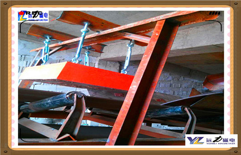 永磁自卸式除鐵器，內(nèi)蒙古永磁自卸式除鐵器rcyd-8_內(nèi)蒙古永磁自卸式除鐵器rcyd-8批發(fā)價格_使用說明書原理型號價格