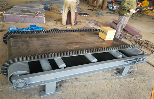 電磁油冷除鐵器，遼寧電磁油冷除鐵器_工作原理_遼寧電磁油冷除鐵器使用特點(diǎn)_選型_價(jià)格 
