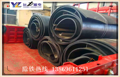 除鐵器皮帶，河北除鐵器皮帶跑偏如何調(diào)_河北除鐵器皮帶跑偏如何調(diào)怎么調(diào)整皮帶原因及如何調(diào)_刮板價(jià)格  