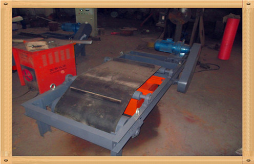 永磁管道除鐵器，湖南永磁管道除鐵器_內(nèi)部磁塊安裝方法_湖南永磁管道除鐵器型號(hào)說明書型號(hào)視頻定制供應(yīng)型號(hào)價(jià)格   